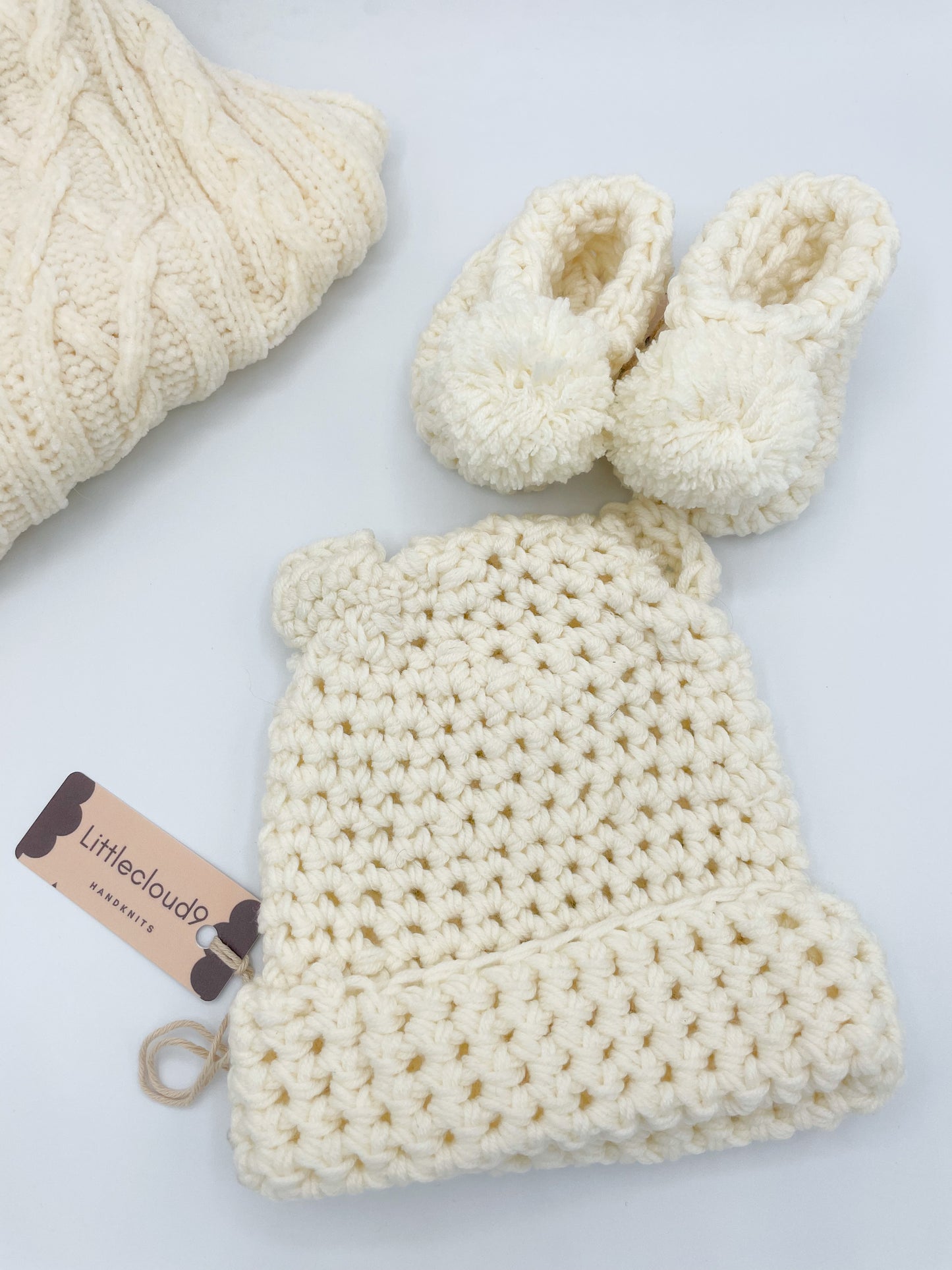 Merino Wool Bear Ears Hand-Crocheted Baby beanie and booties set